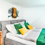Cuddle Corner * Budapeste