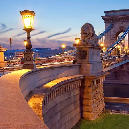 Cuddle Corner Budapest