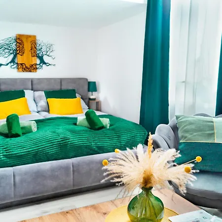 Cuddle Corner Будапешт