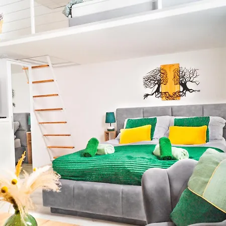 Cuddle Corner *